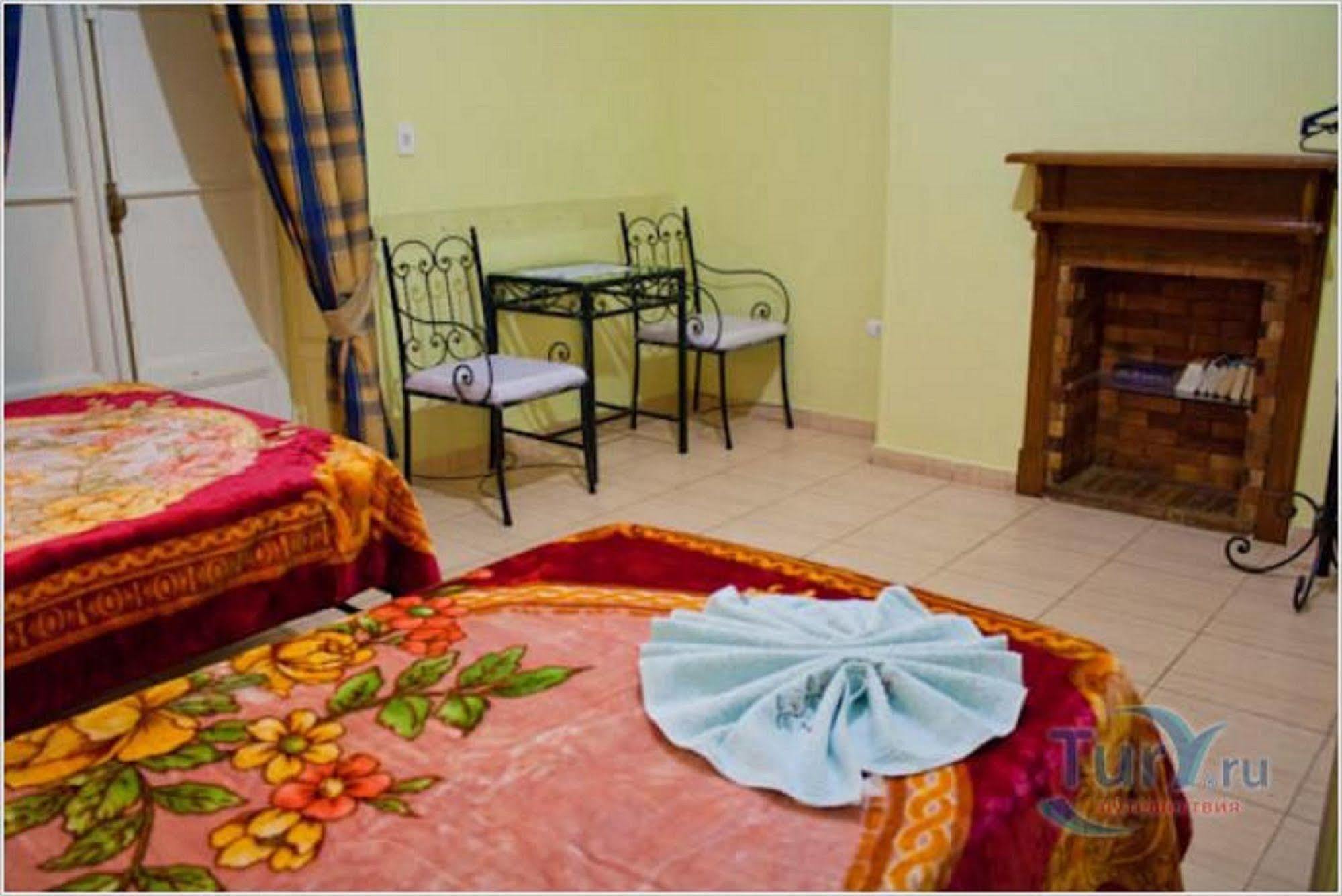Bella Luna Hostel Il Il Cairo Esterno foto